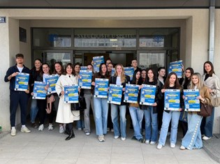 Studenti Menadžmenta trgovine i turizma sa Odjela za stručne studije u Splitu.jpg